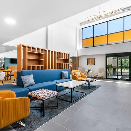 Comfort Inn & Suites York Εξωτερικό φωτογραφία