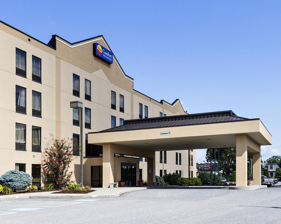 Comfort Inn & Suites York Εξωτερικό φωτογραφία