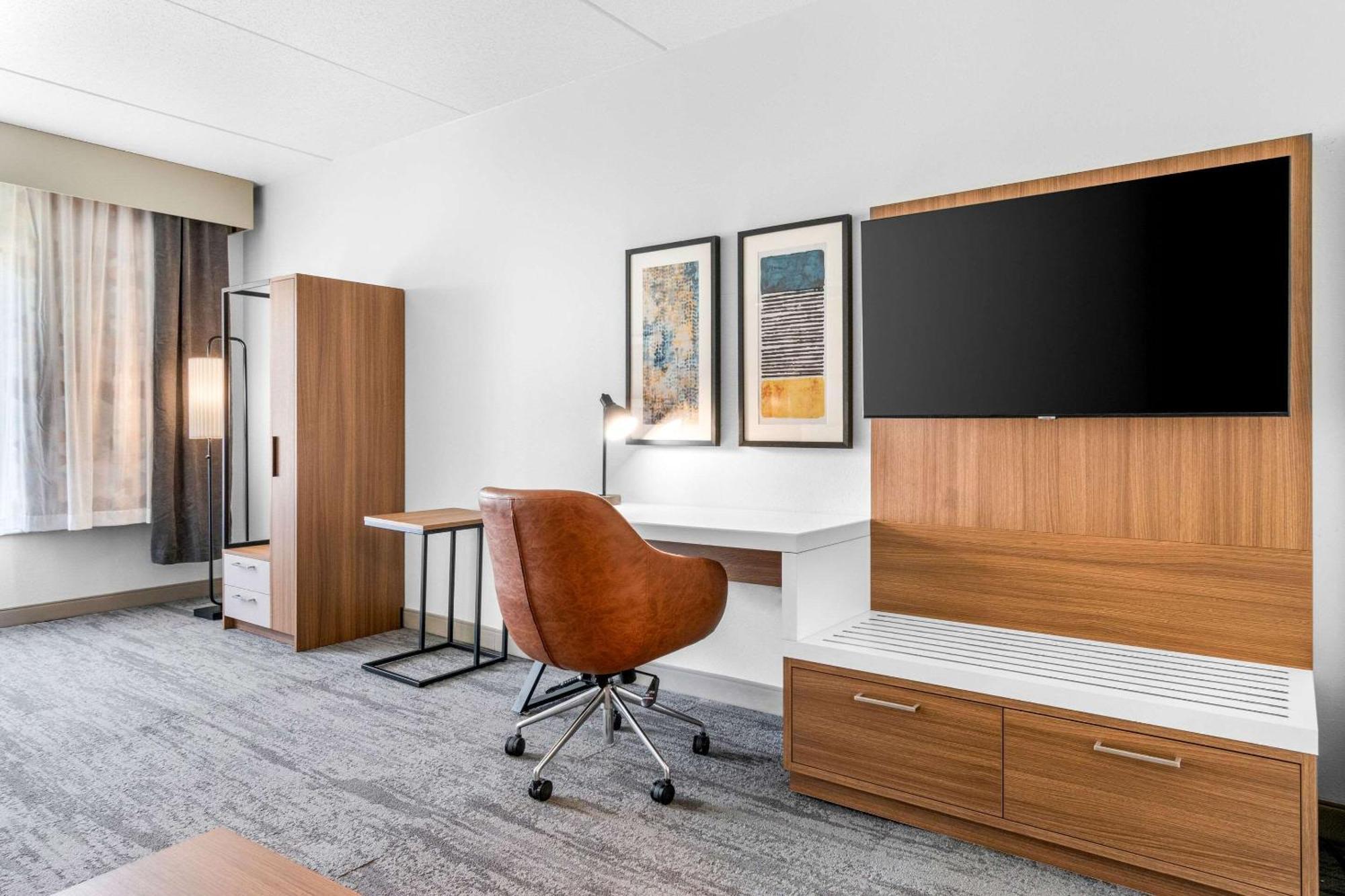Comfort Inn & Suites York Εξωτερικό φωτογραφία