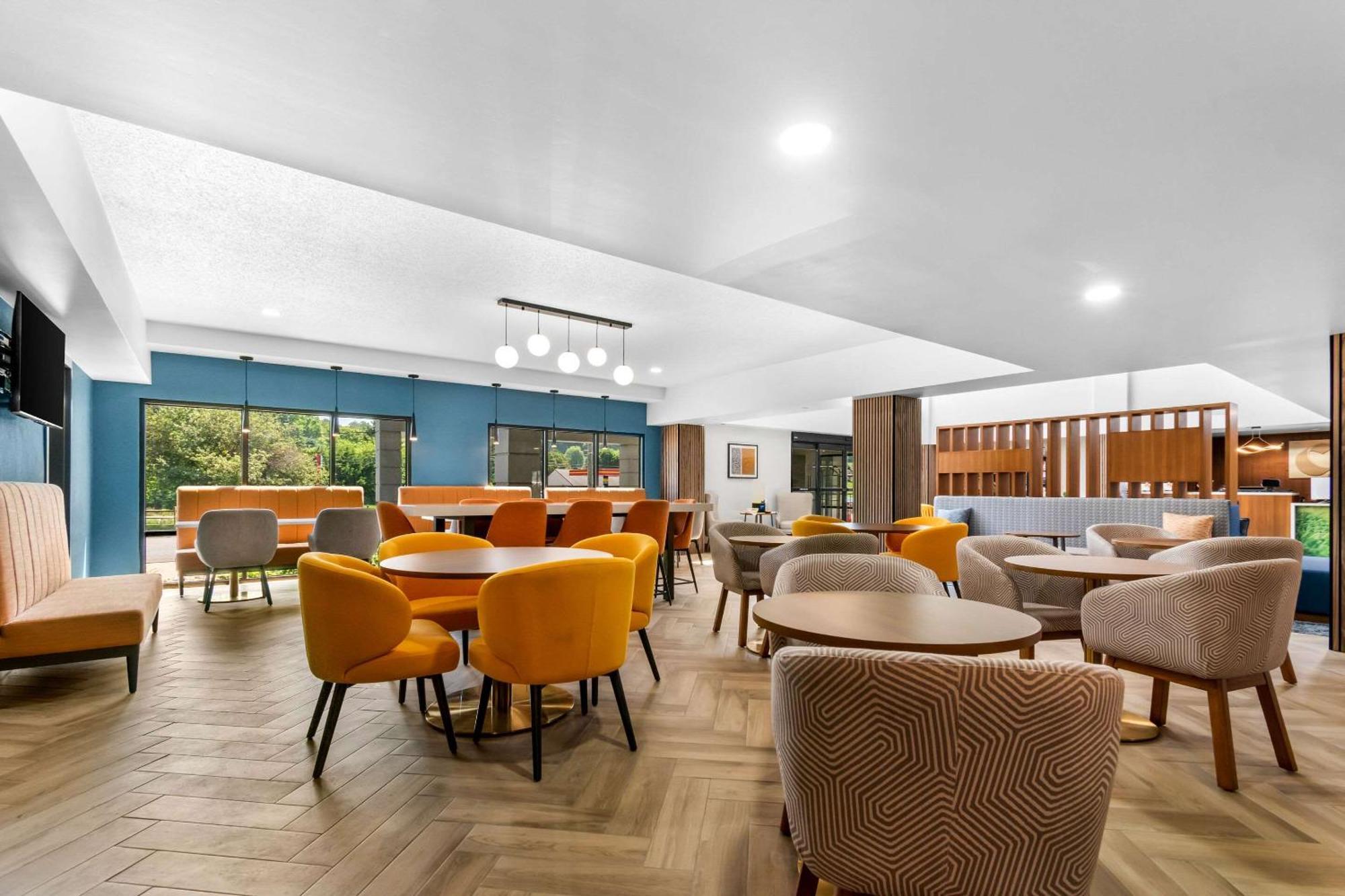Comfort Inn & Suites York Εξωτερικό φωτογραφία