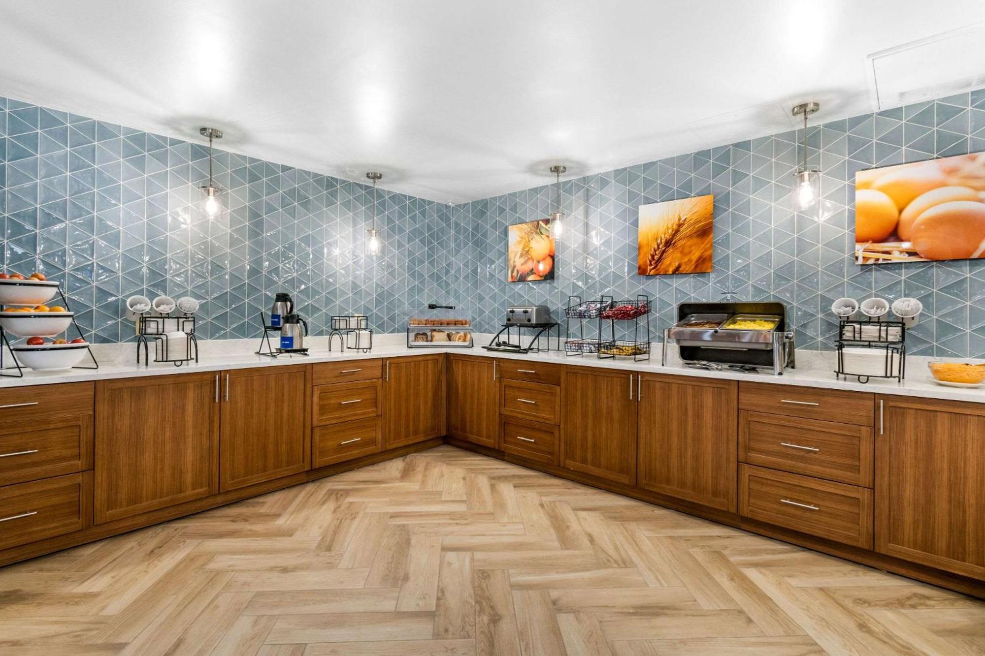Comfort Inn & Suites York Εξωτερικό φωτογραφία