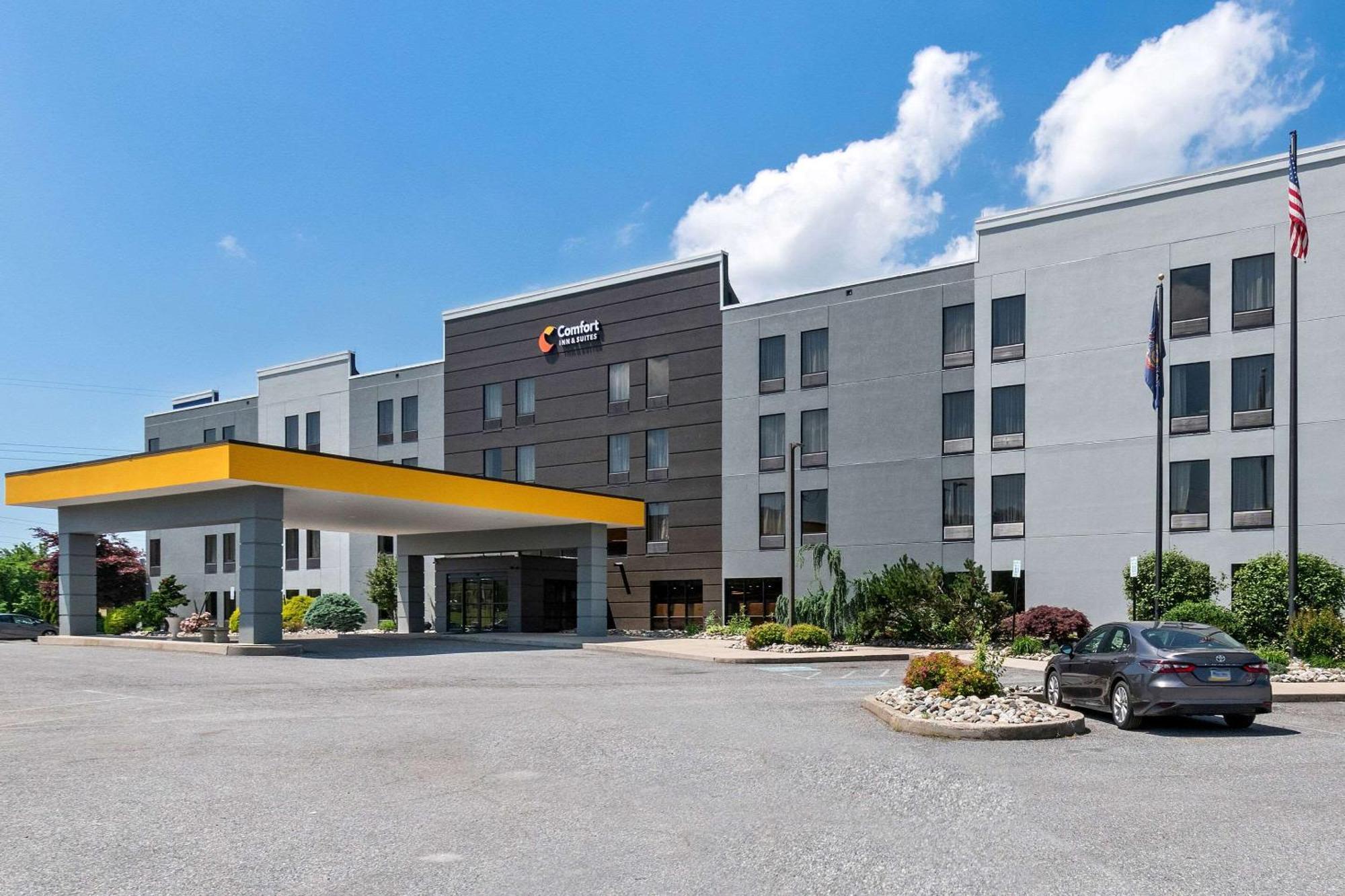 Comfort Inn & Suites York Εξωτερικό φωτογραφία