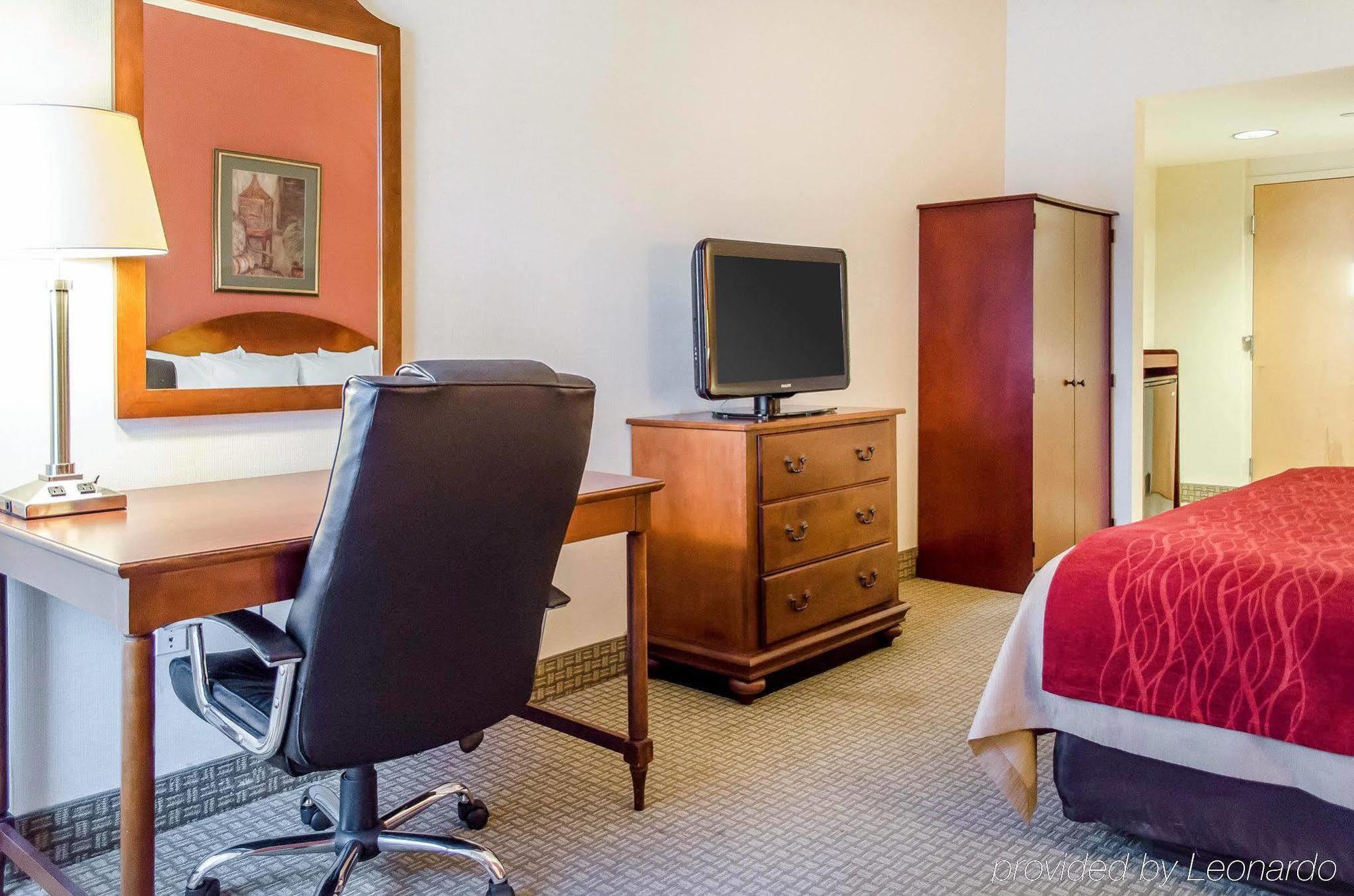 Comfort Inn & Suites York Εξωτερικό φωτογραφία