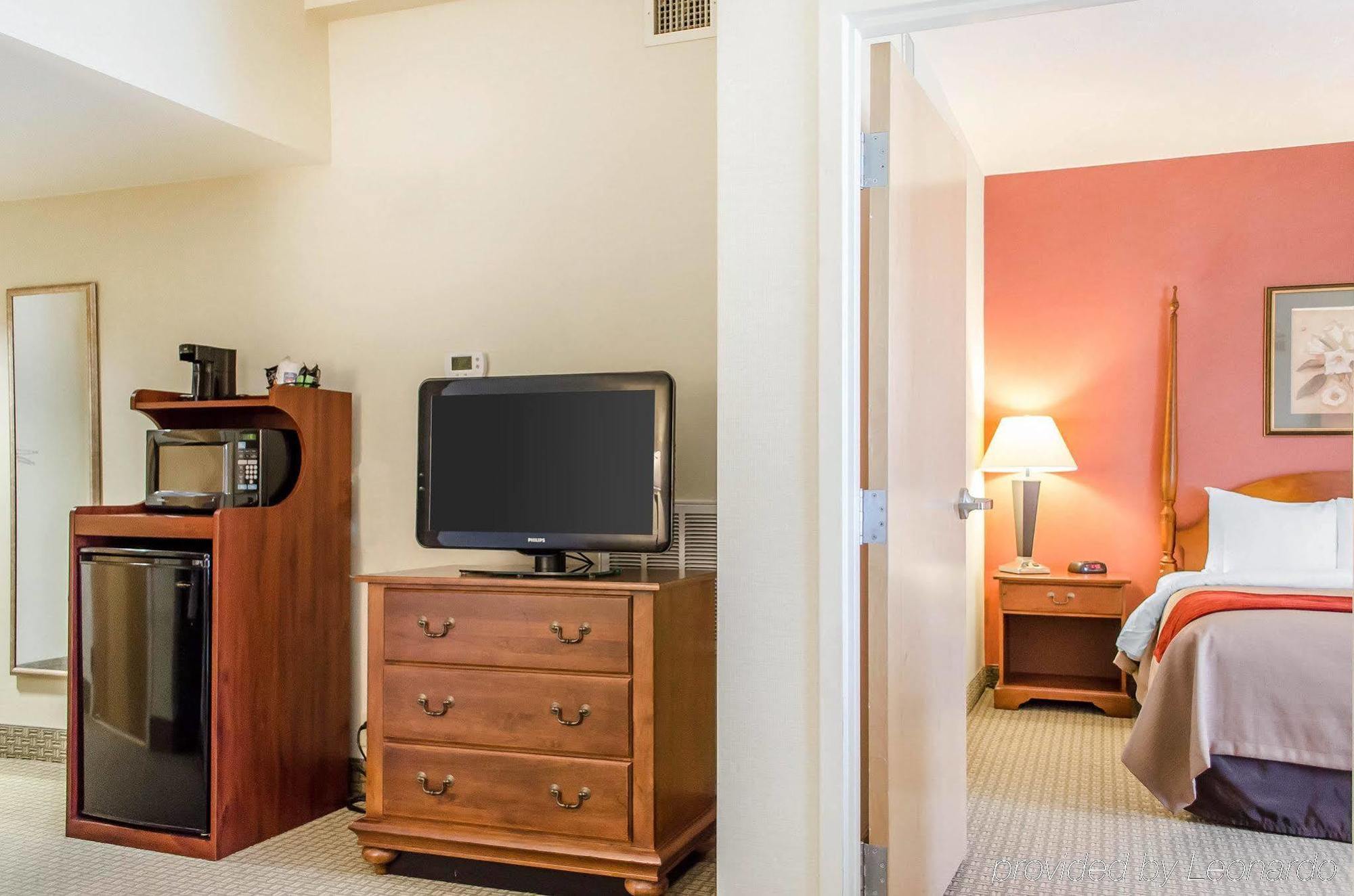 Comfort Inn & Suites York Εξωτερικό φωτογραφία