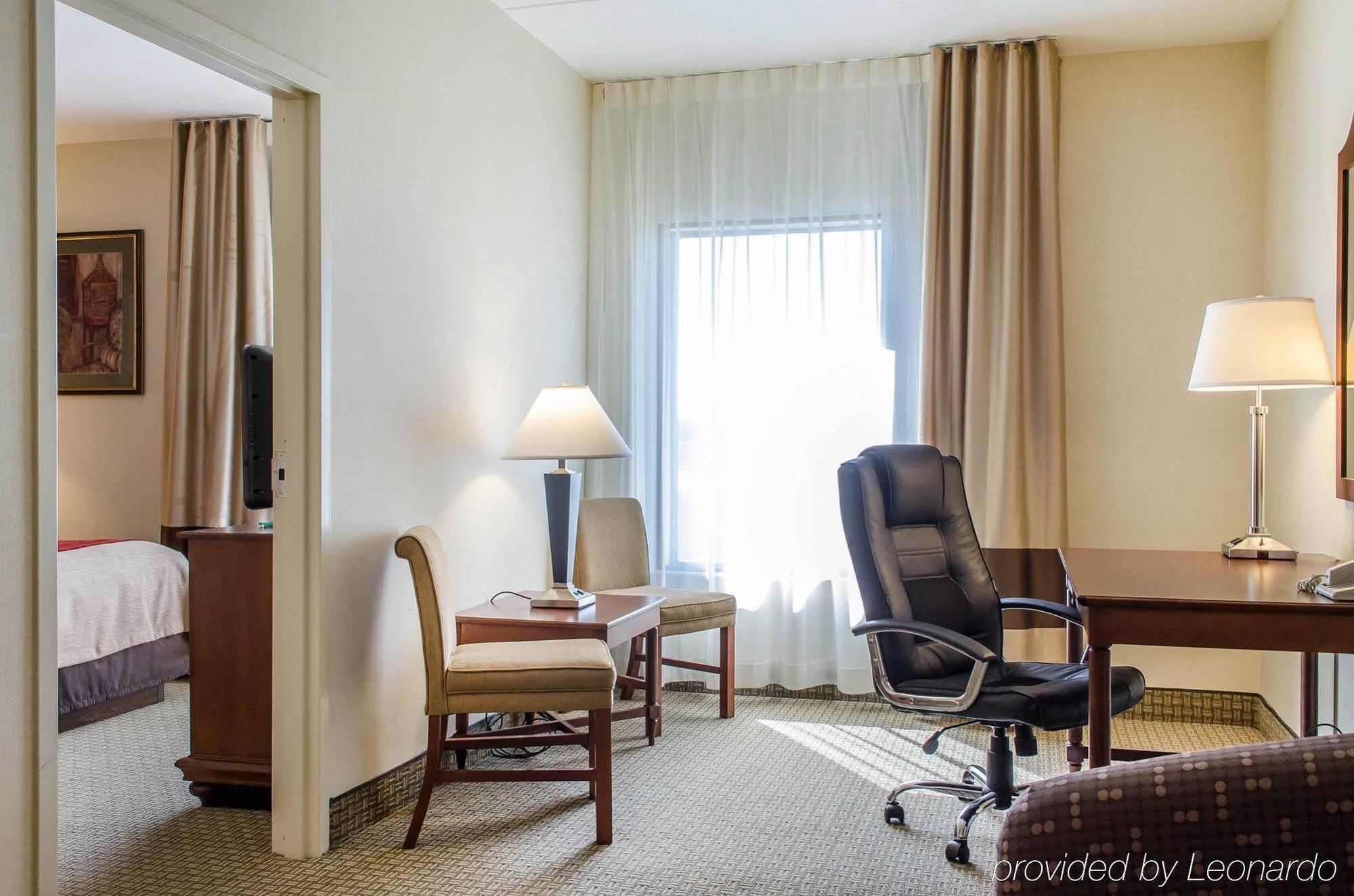 Comfort Inn & Suites York Εξωτερικό φωτογραφία